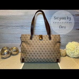 Dooney & Bourke Tote